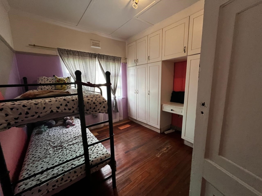 2 Bedroom Property for Sale in Athlone Western Cape
